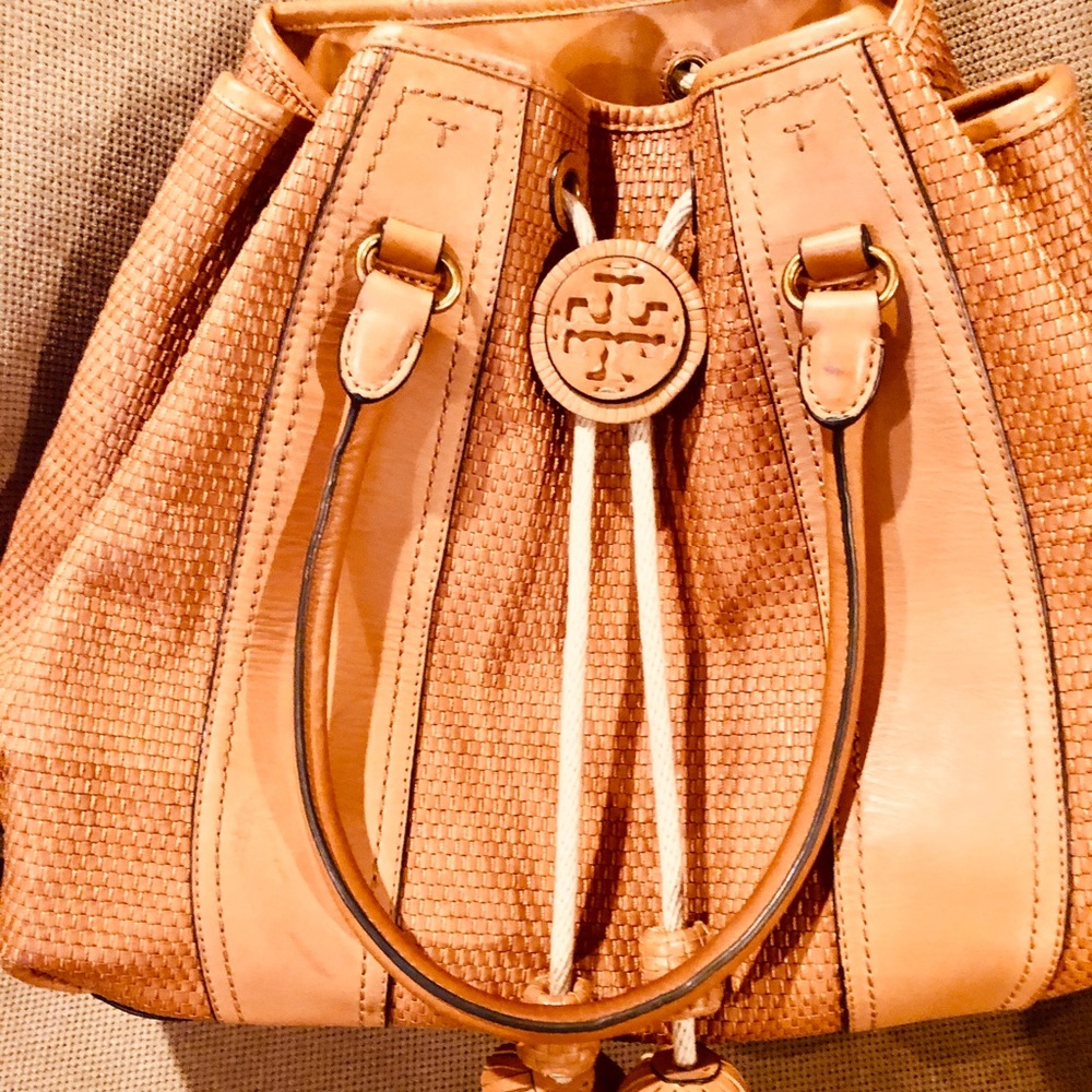Absolutely beautiful canvas bag